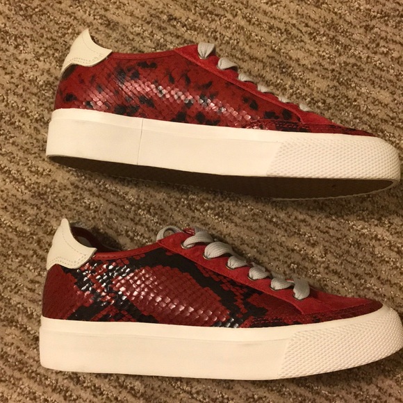 Rag and bone red snake embossed low top sneaker - Picture 2 of 5